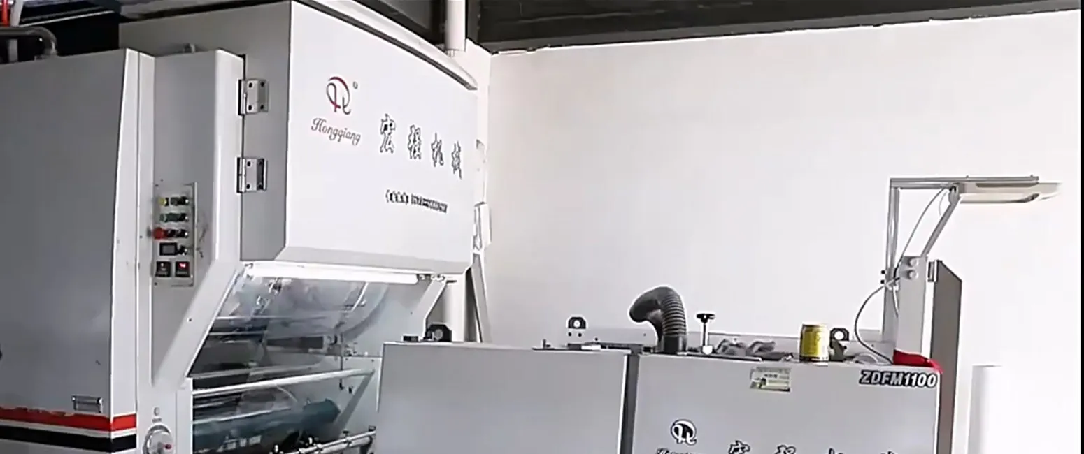 ДЖИЛЕН МОЛЛ